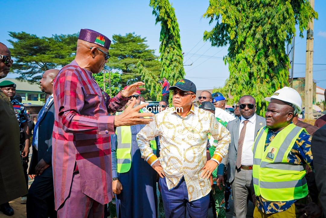 Gov Eno Assures on Completion of Interventions At Atiku Abubakar Way, Ewet Offot Before April