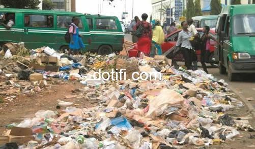 Put am for Leda  –  Plastic Bag Environmental Crises Looms in Nigerian Cities as Harmattan Dries Up Everything